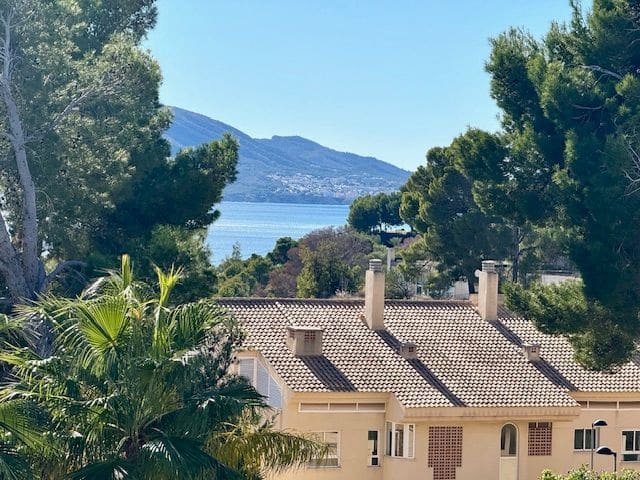 3 soveværelse Penthouse til salg i Altea med swimmingpool garage - € 440.000 (Ref: 9451800)
