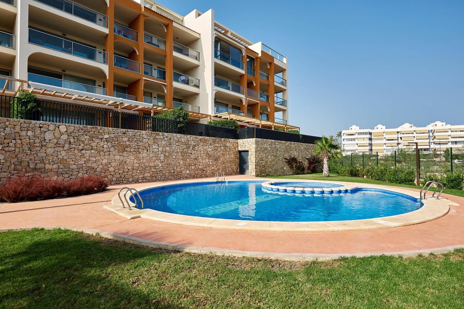 2 bedroom Apartment for sale in La Villajoyosa / Vila Joiosa with pool garage - € 595,000 (Ref: 9543057)