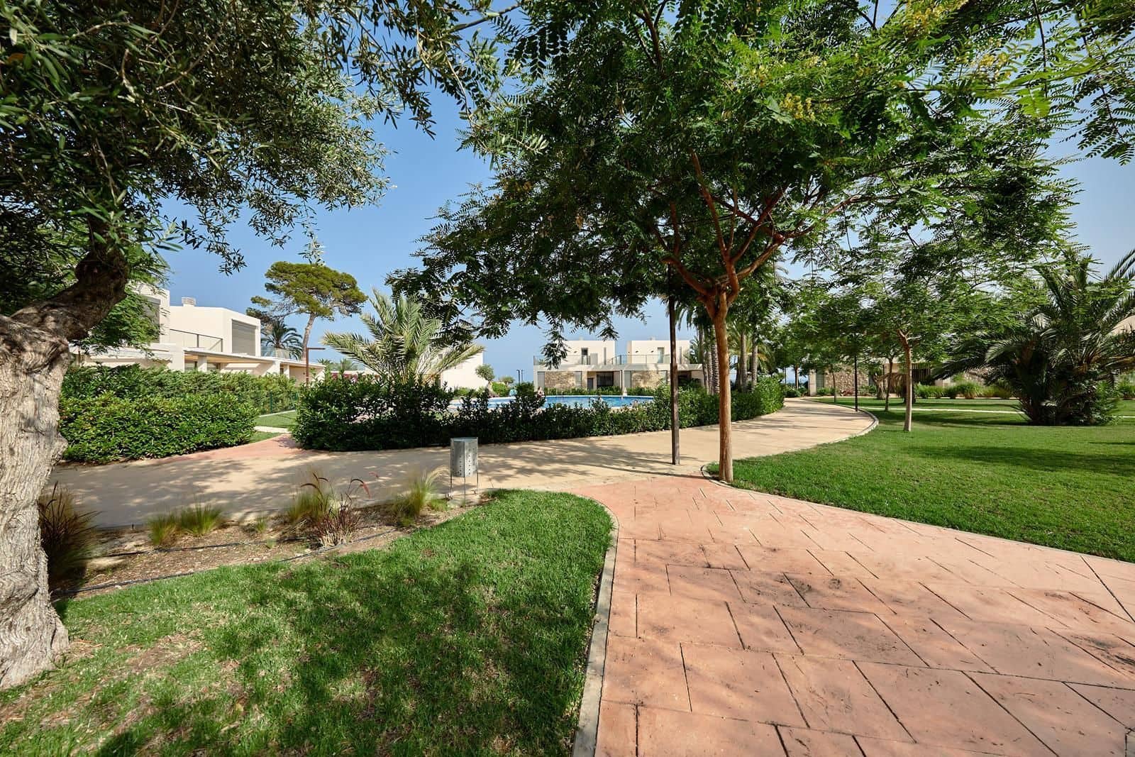 2 bedroom Apartment for sale in La Villajoyosa / Vila Joiosa with pool garage - € 595,000 (Ref: 9543057)