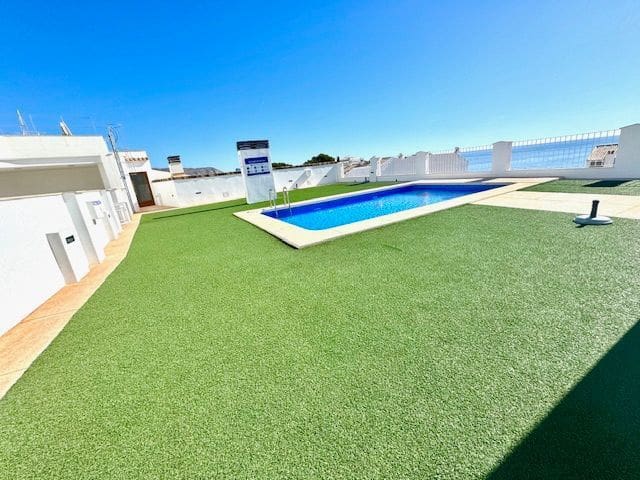 3 makuuhuone Kattohuoneisto vuokrattavana paikassa Altea mukana uima-altaan 
autotalli - 1 600 € (Ref: 9564325)