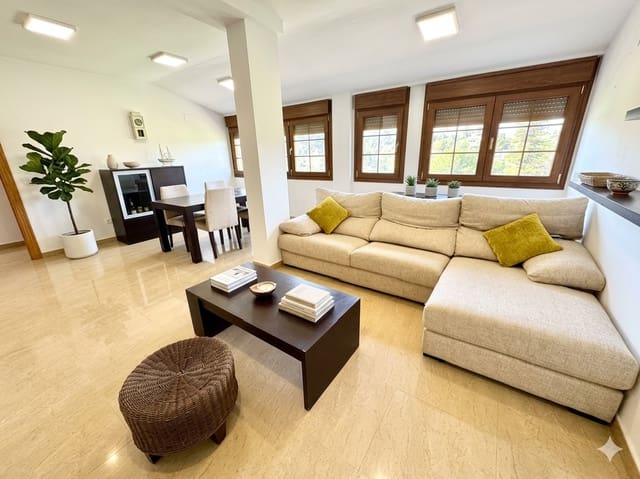 3 makuuhuone Kattohuoneisto vuokrattavana paikassa Altea mukana uima-altaan 
autotalli - 1 600 € (Ref: 9564325)