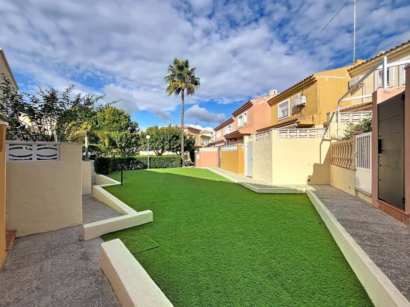 3 soverom Bungalow til salgs i Albir med garasje - € 359 900 (Ref: 9625336)