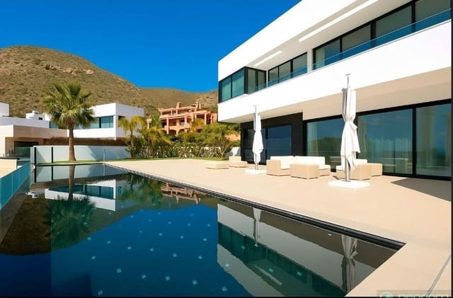 3 sovrum Villa till salu i Finestrat med garage - 2 500 000 € (Ref: 9735198)