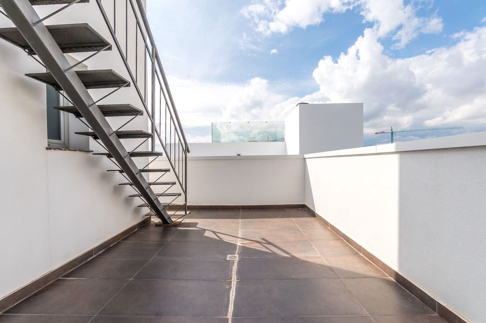 Chalet de 4 habitaciones en Finestrat en venta con piscina garaje - 549.000 € (Ref: 9741490)