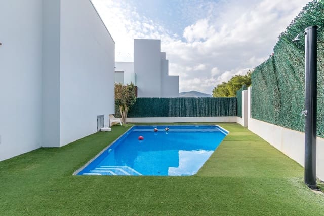 Chalet de 4 habitaciones en Finestrat en venta con piscina garaje - 549.000 € (Ref: 9741490)