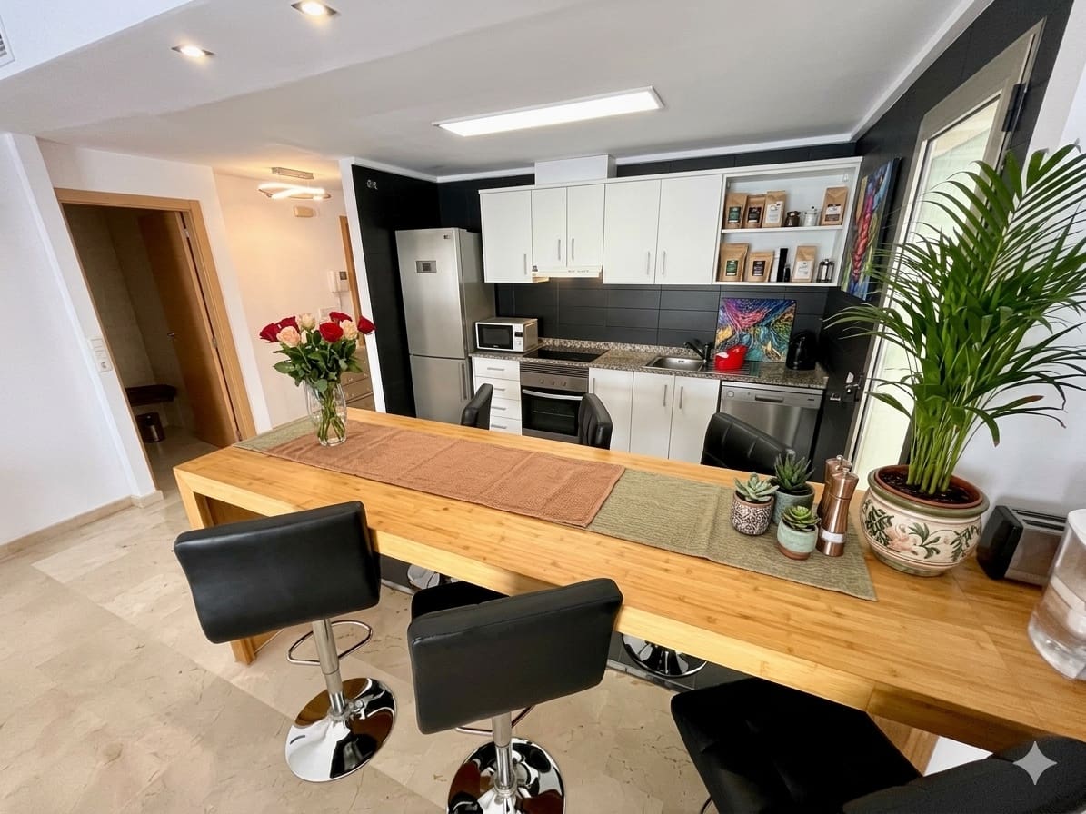 3 bedroom Apartment for rent in Altea with garage - € 1,200 (Ref: 9772692)