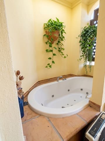 2 Zimmer Apartment zu vermieten in Altea mit Pool Garage - 1.500 € (Ref: 9803914)