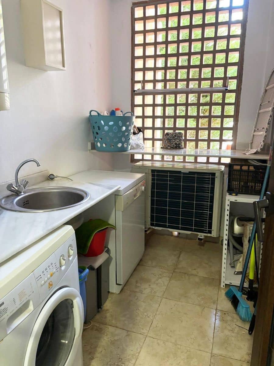 2 Zimmer Apartment zu vermieten in Altea mit Pool Garage - 1.500 € (Ref: 9803914)