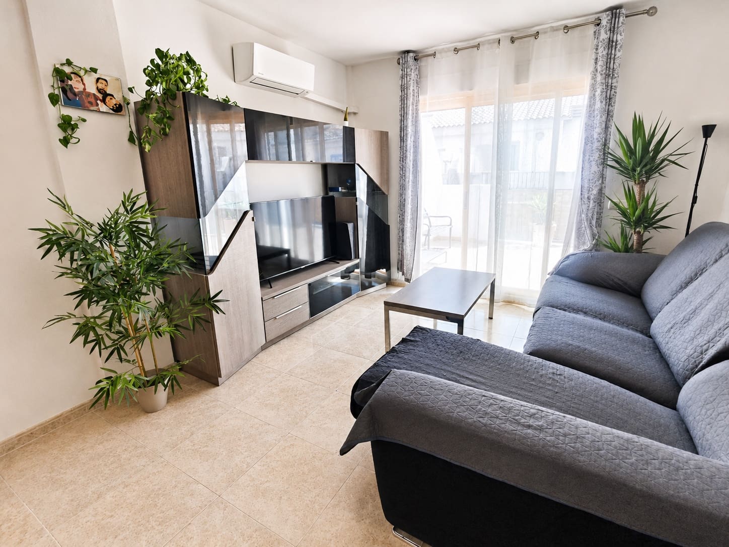 4 bedroom Apartment for rent in La Nucia - € 950 (Ref: 9835183)