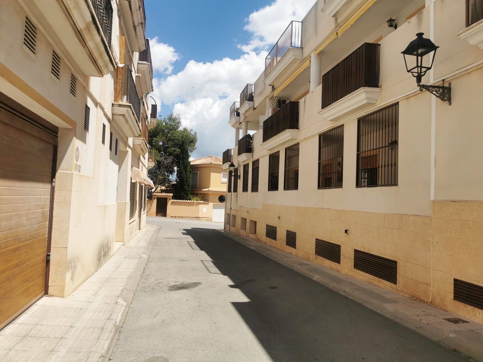 4 bedroom Apartment for rent in La Nucia - € 950 (Ref: 9835183)