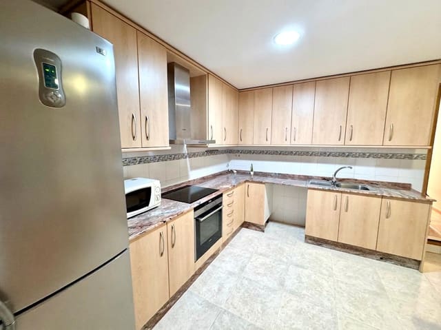 4 soverom Leilighet til leie i La Nucia - € 950 (Ref: 9835183)