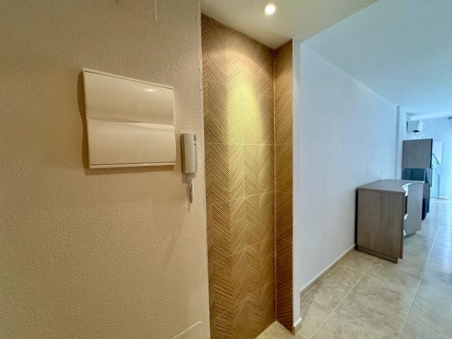 4 soverom Leilighet til leie i La Nucia - € 950 (Ref: 9835183)