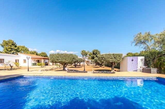 Finca/Casa Rural de 5 habitaciones en Alfaz del Pi / L'Alfàs del Pi en venta con piscina garaje - 1.495.000 € (Ref: 9898708)
