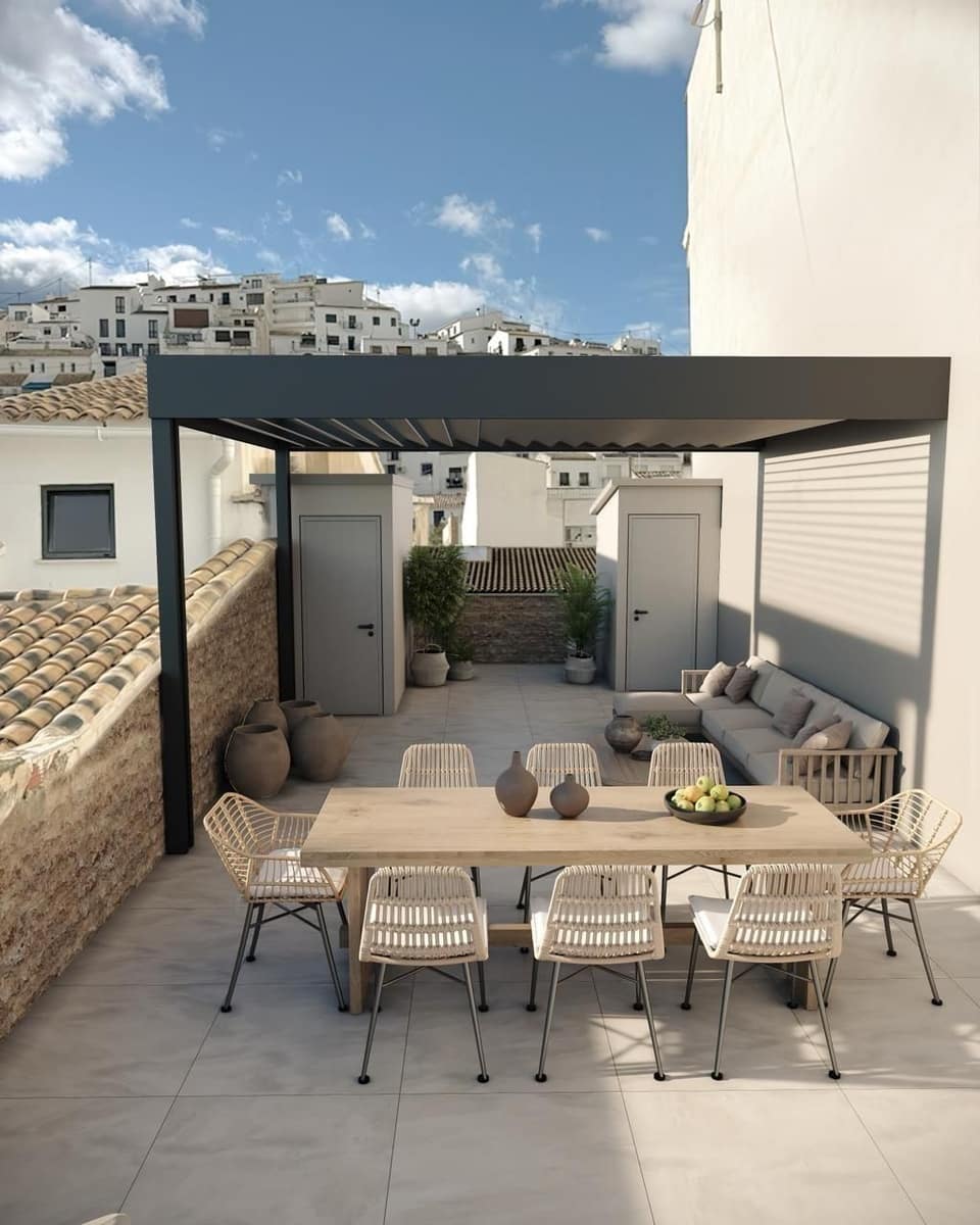 2 bedroom Apartment for sale in Altea - € 550,000 (Ref: 9935490)