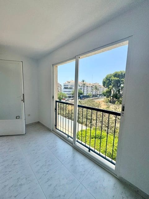 3 bedroom Townhouse for rent in Altea - € 900 (Ref: 9935491)