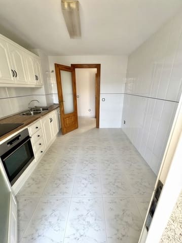 3 bedroom Townhouse for rent in Altea - € 900 (Ref: 9935491)