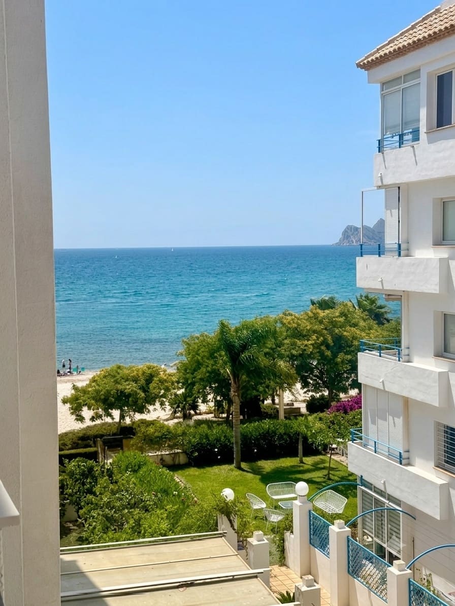 2 bedroom Apartment for rent in Altea with pool garage - € 1,500 (Ref: 9935492)