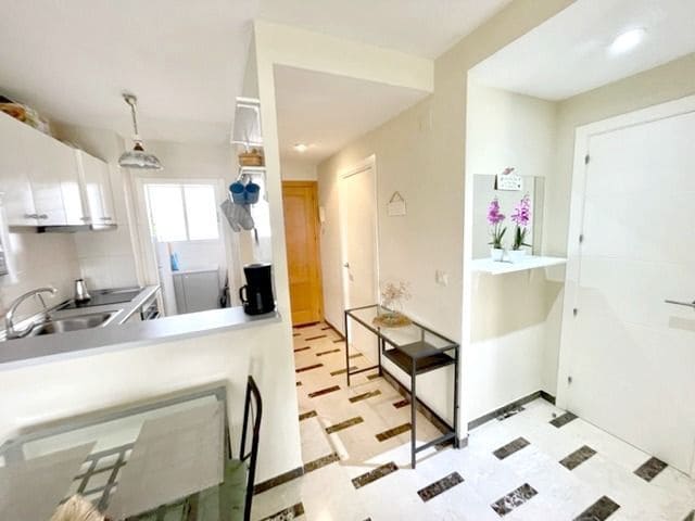 2 sovrum Lägenhet att hyra i Altea med pool garage - 1 000 € (Ref: 9943280)
