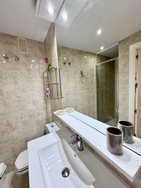 2 sovrum Lägenhet att hyra i Altea med pool garage - 1 000 € (Ref: 9943280)