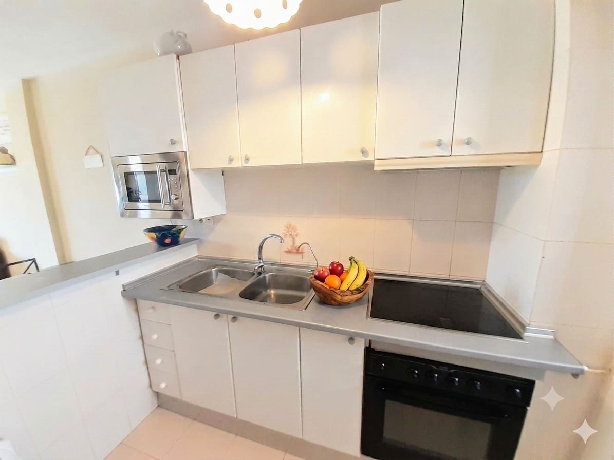 2 sovrum Lägenhet att hyra i Altea med pool garage - 1 000 € (Ref: 9943280)