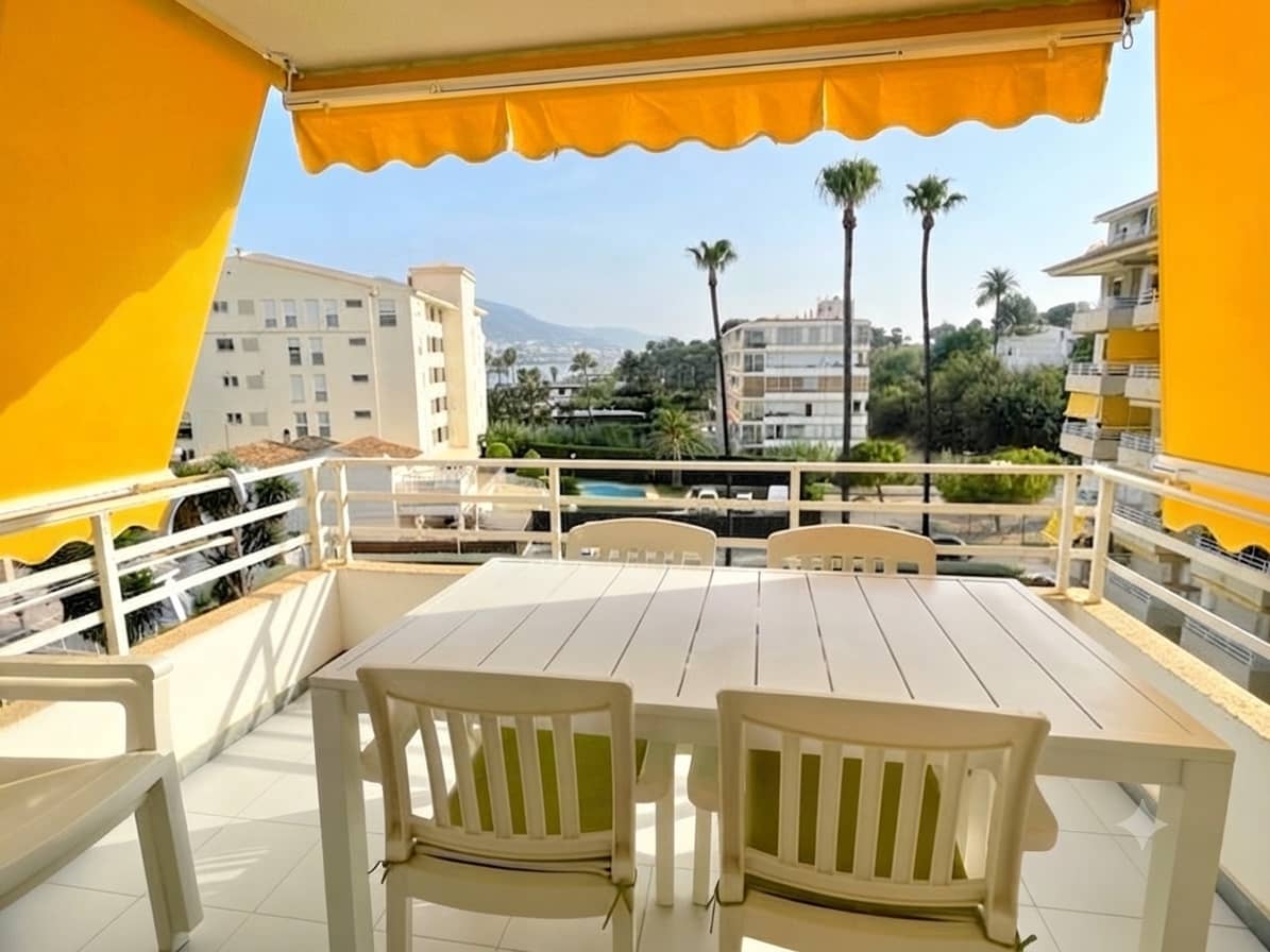 2 sovrum Lägenhet att hyra i Altea med pool garage - 1 000 € (Ref: 9943280)