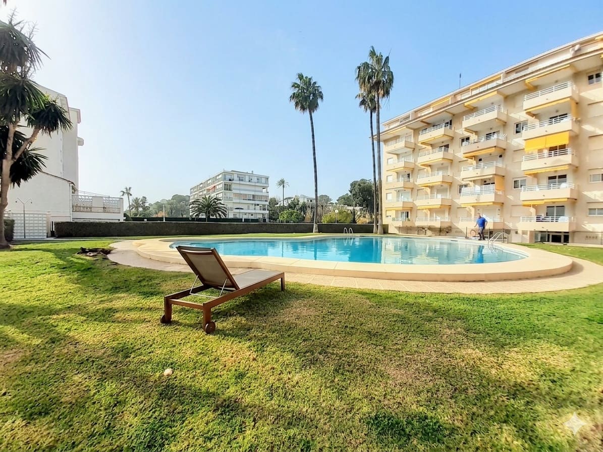 2 sovrum Lägenhet att hyra i Altea med pool garage - 1 000 € (Ref: 9943280)