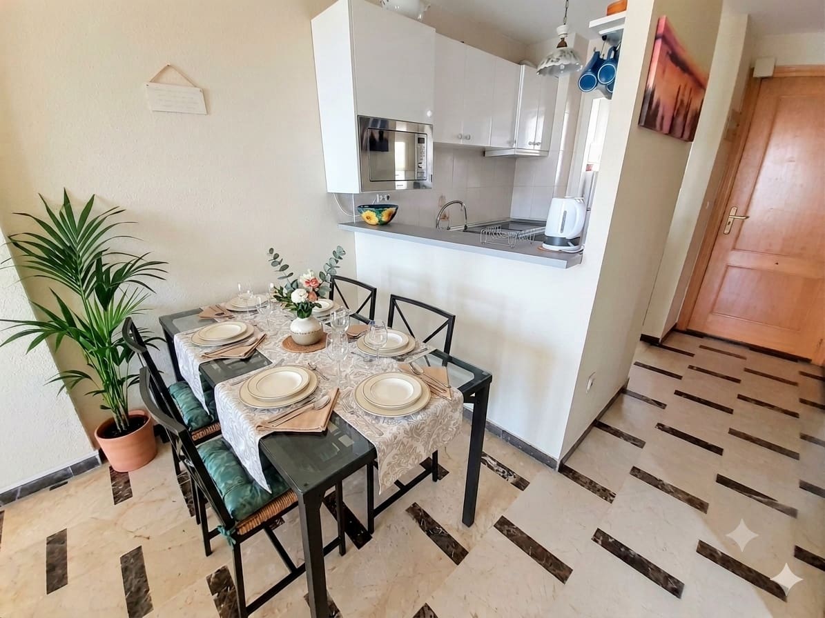 2 sovrum Lägenhet att hyra i Altea med pool garage - 1 000 € (Ref: 9943280)