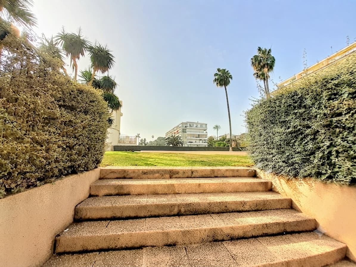 2 sovrum Lägenhet att hyra i Altea med pool garage - 1 000 € (Ref: 9943280)