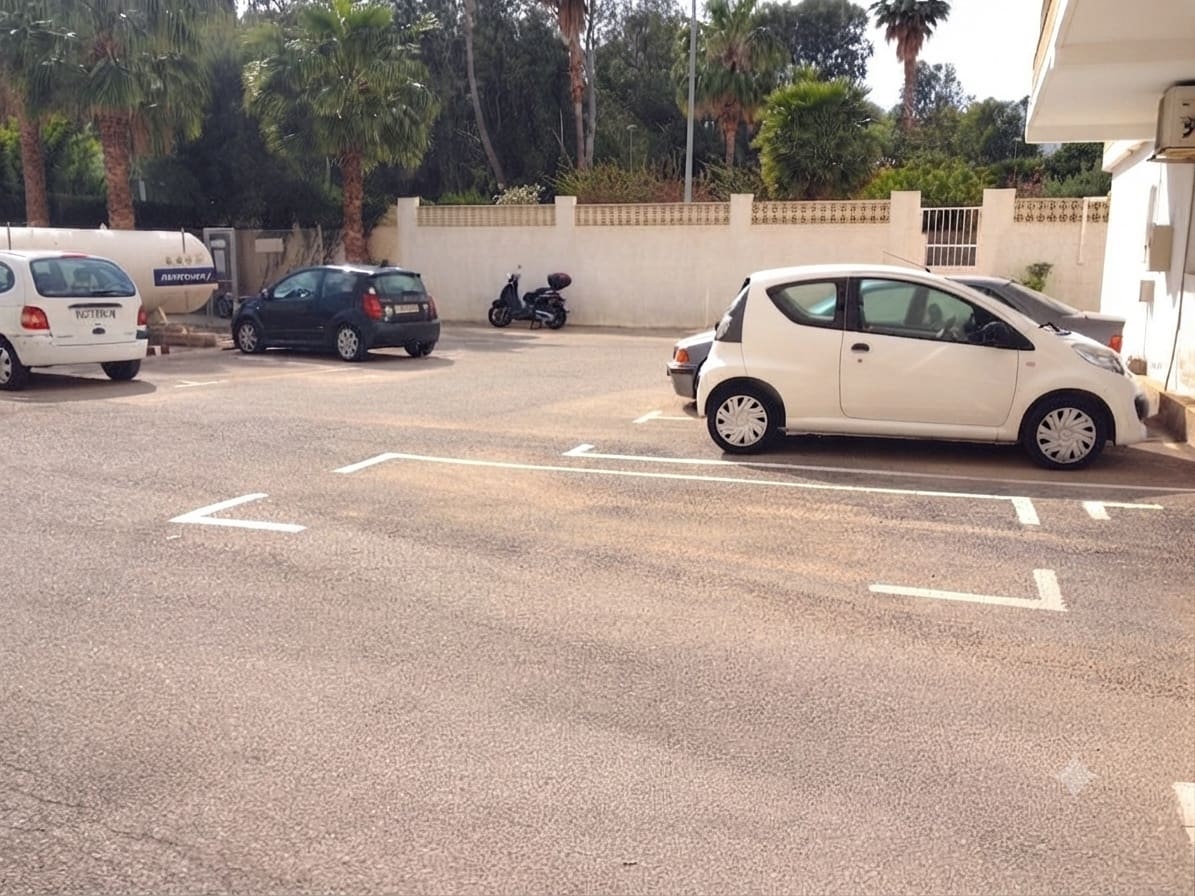 2 sovrum Lägenhet att hyra i Altea med pool garage - 1 000 € (Ref: 9943280)