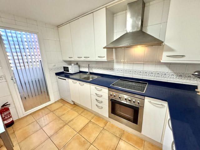 2 bedroom Apartment for rent in Altea with pool garage - € 1,250 (Ref: 9954675)