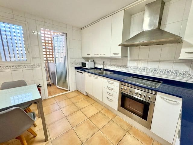 2 bedroom Apartment for rent in Altea with pool garage - € 1,250 (Ref: 9954675)