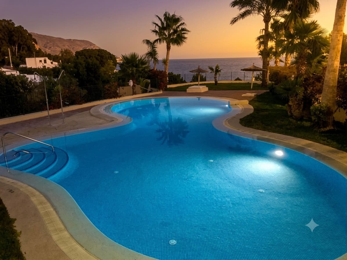 2 bedroom Apartment for rent in Altea with pool garage - € 1,250 (Ref: 9954675)
