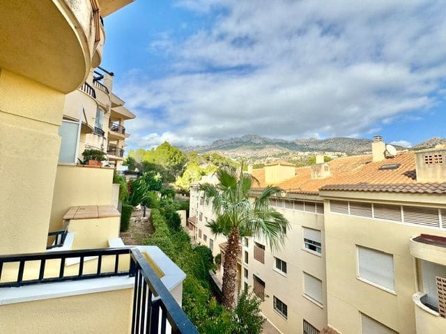 2 bedroom Apartment for rent in Altea with pool garage - € 1,250 (Ref: 9954675)