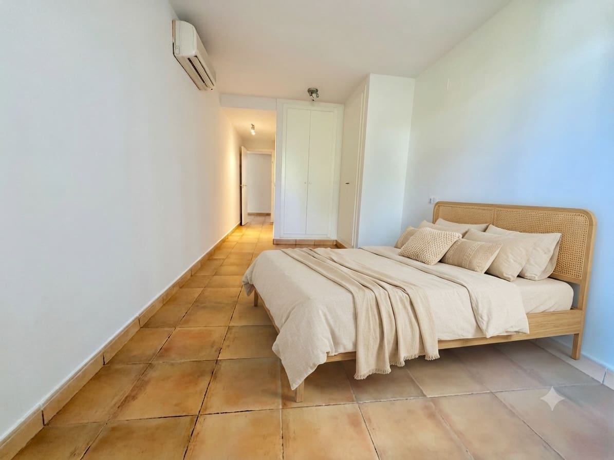 3 bedroom Penthouse for sale in Altea with pool garage - € 460,000 (Ref: 9956754)