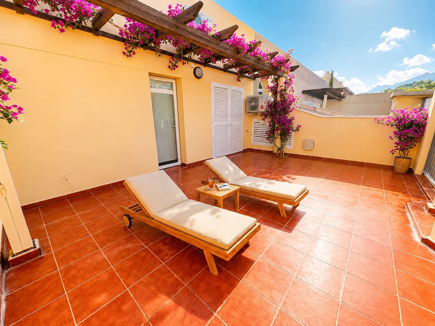 3 bedroom Penthouse for sale in Altea with pool garage - € 460,000 (Ref: 9956754)
