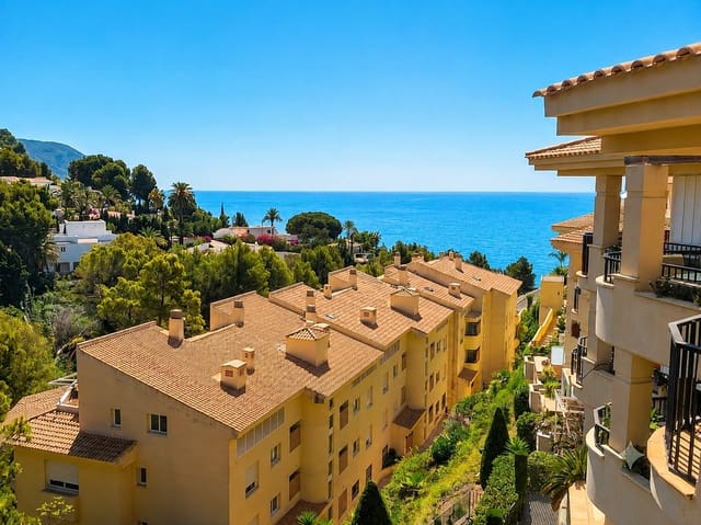 3 bedroom Penthouse for sale in Altea with pool garage - € 460,000 (Ref: 9956754)