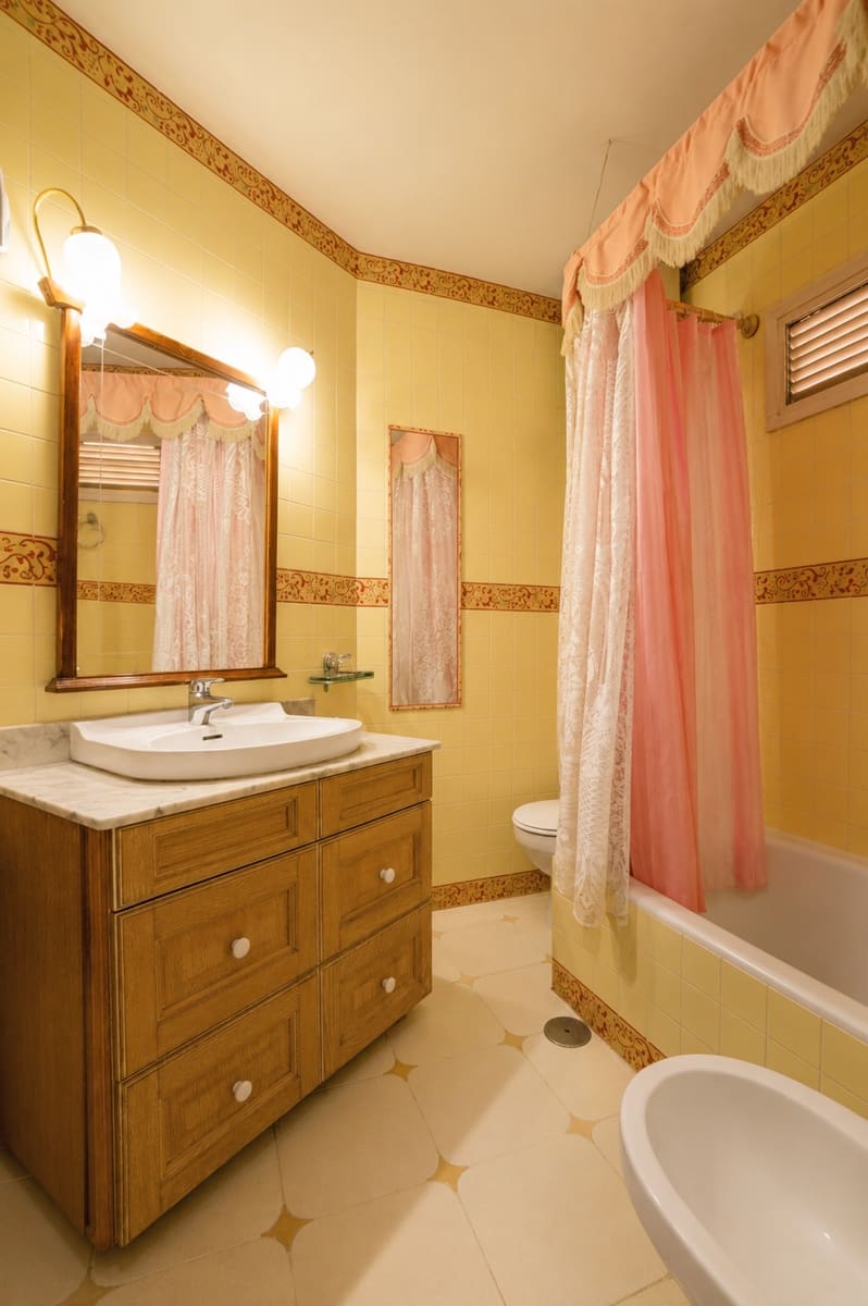 1 bedroom Apartment for sale in Benidorm with garage - € 230,000 (Ref: 9996609)