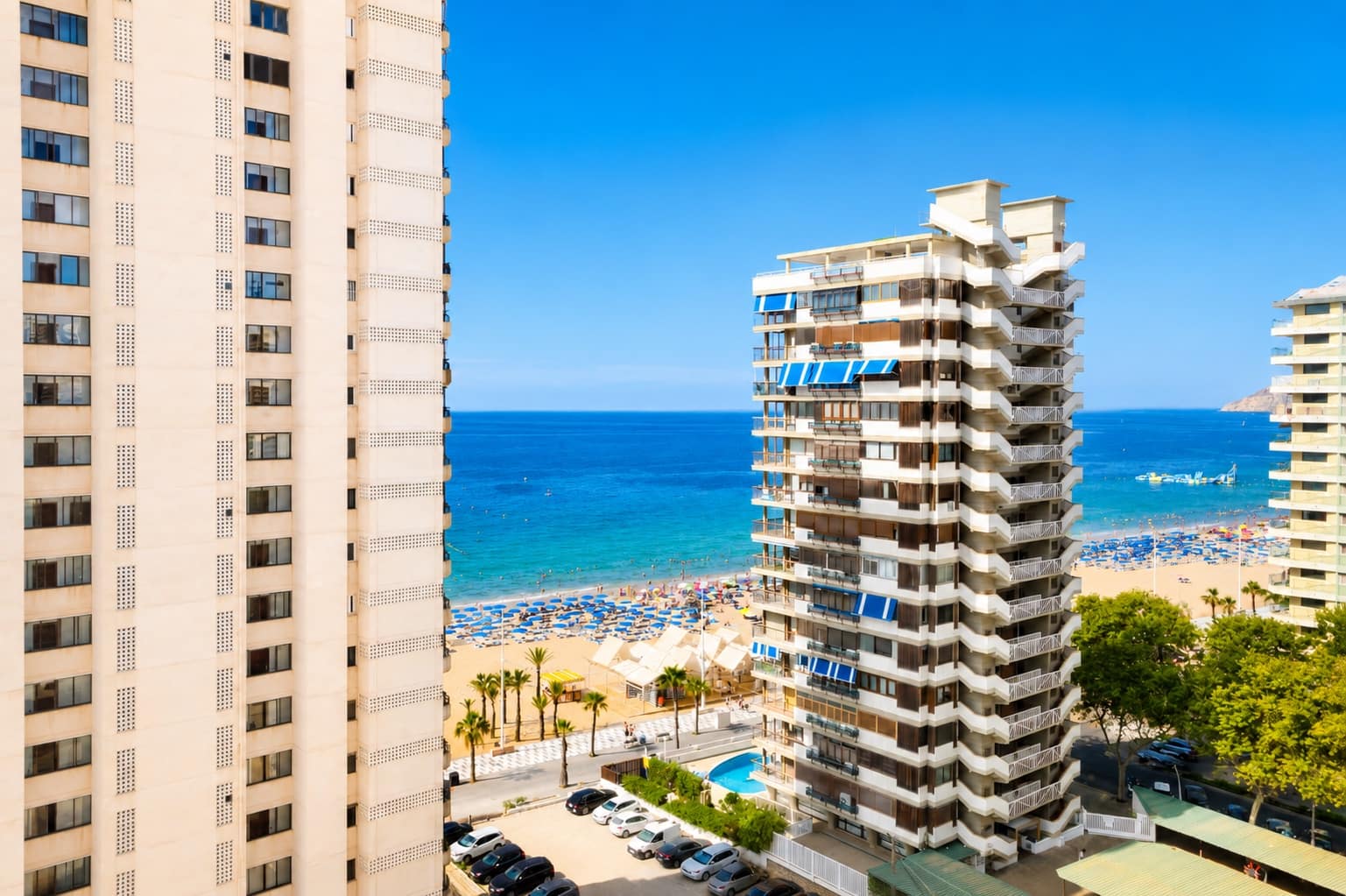 1 bedroom Apartment for sale in Benidorm with garage - € 230,000 (Ref: 9996609)