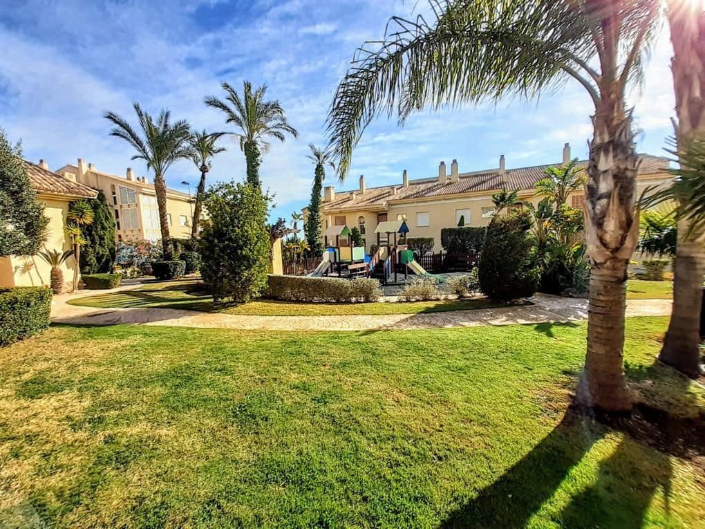 2 slaapkamer Appartement te koop in Altea met zwembad garage - € 310.000 (Ref: 9996610)
