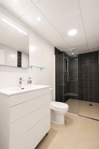 Apartamento de 1 habitación en Albir, Alfaz del Pi / L'Alfàs del Pi en venta con piscina garaje - 410.000 € (Ref: 9998080)
