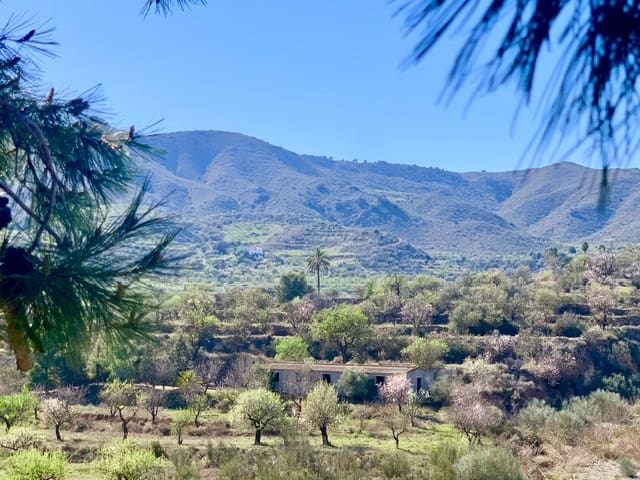 Casa de 5 habitaciones en Lubrín en venta con garaje - 195.000 € (Ref: 10026481)