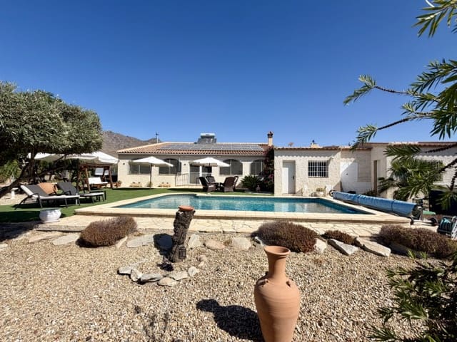 3 slaapkamer Villa te koop in Uleila del Campo met zwembad garage - € 379.950 (Ref: 10060522)
