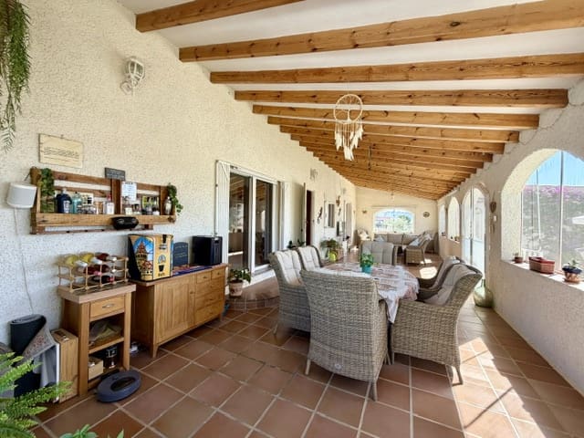 3 slaapkamer Villa te koop in Uleila del Campo met zwembad garage - € 379.950 (Ref: 10060522)