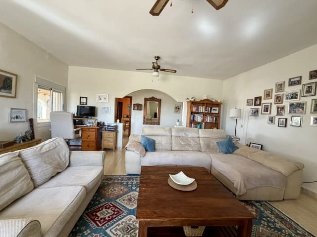 3 slaapkamer Villa te koop in Uleila del Campo met zwembad garage - € 379.950 (Ref: 10060522)