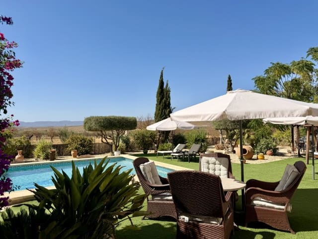 3 slaapkamer Villa te koop in Uleila del Campo met zwembad garage - € 379.950 (Ref: 10060522)