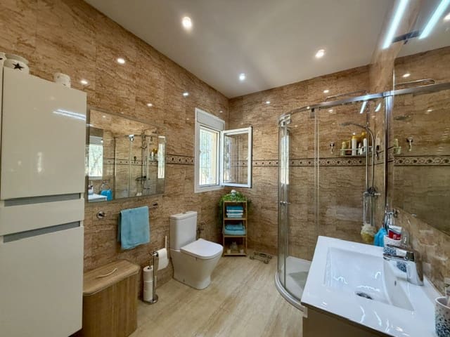 3 slaapkamer Villa te koop in Uleila del Campo met zwembad garage - € 379.950 (Ref: 10060522)