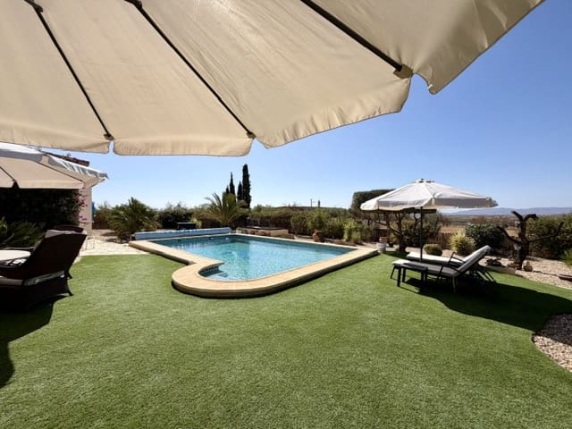 3 slaapkamer Villa te koop in Uleila del Campo met zwembad garage - € 379.950 (Ref: 10060522)