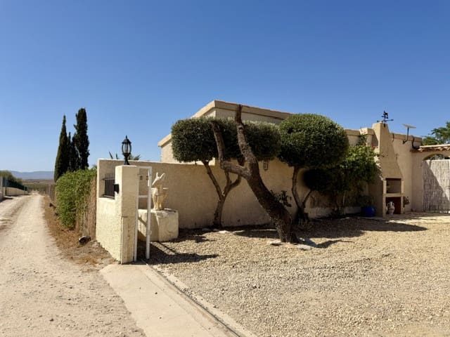3 slaapkamer Villa te koop in Uleila del Campo met zwembad garage - € 379.950 (Ref: 10060522)