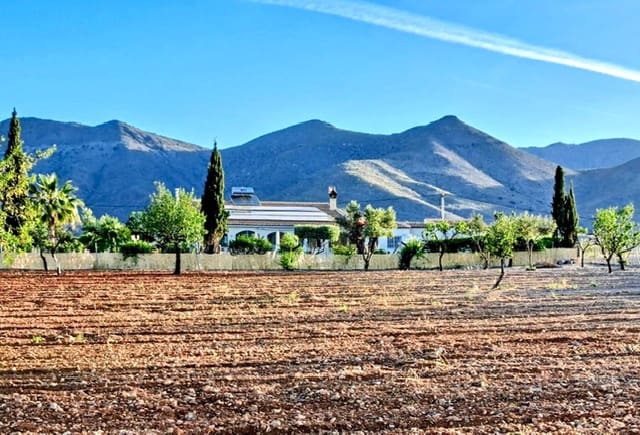 3 sovrum Villa till salu i Uleila del Campo med pool garage - 379 950 € (Ref: 10060522)
