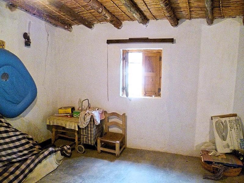 4 sypialnia Finka/Dom wiejski na sprzedaż w Lubrin - 65 000 € (Ref: 5374793)